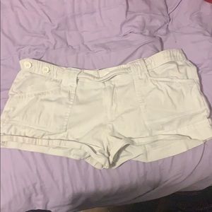 White Shorts size 7
